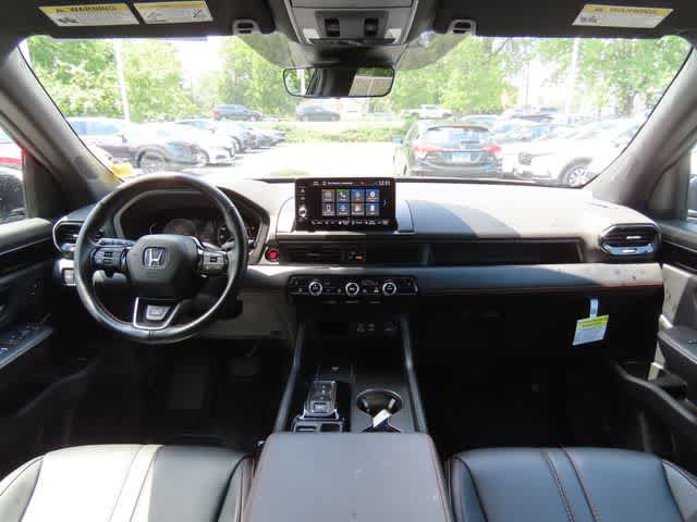 Certified 2025 Honda Pilot TrailSport image 21