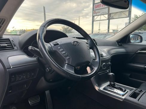 Used 2007 INFINITI M45 Sport w/ Technology Pkg RWD image 11