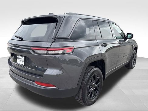 New 2026 Jeep Grand Cherokee Altitude AWD/4WD image 4