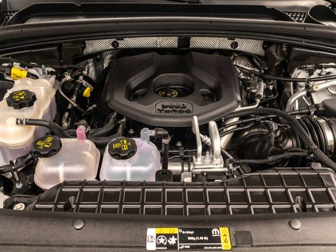 Used 2023 Jeep Grand Cherokee 4WD 4xe image 43
