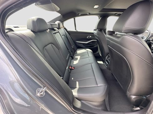 Used 2024 BMW 330i Sedan w/ Premium Package RWD image 28