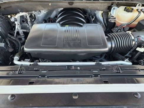 Used 2024 Chevrolet Silverado 1500 LT Trail Boss w/ Convenience Package II image 33