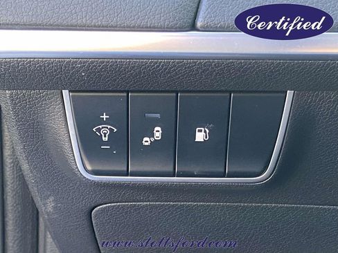 Used 2019 Kia Stinger GT image 18