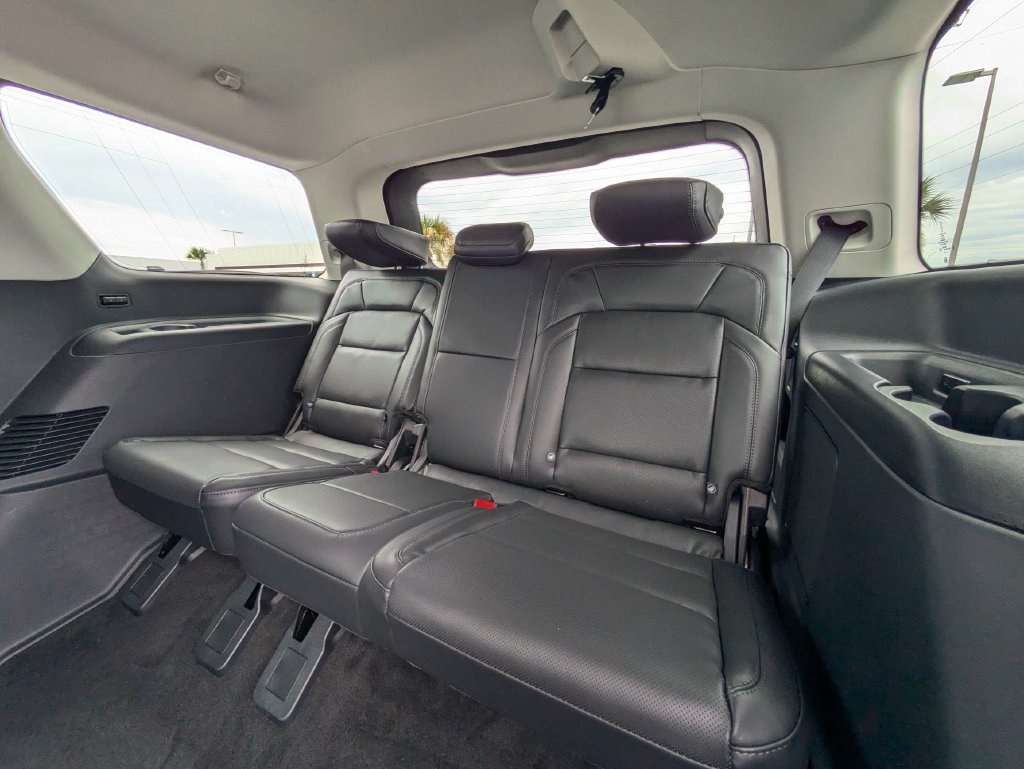 New 2027 Lincoln Navigator Premiere RWD image 14