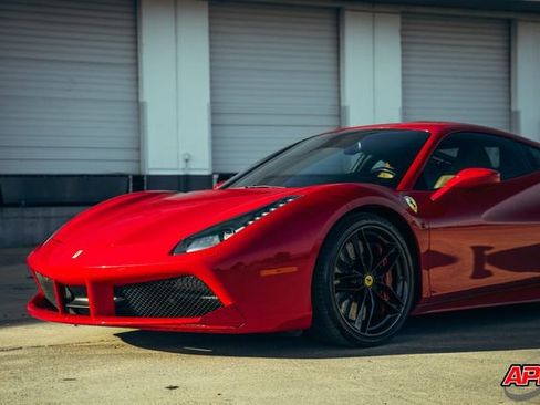 Used 2018 Ferrari 488 GTB image 75