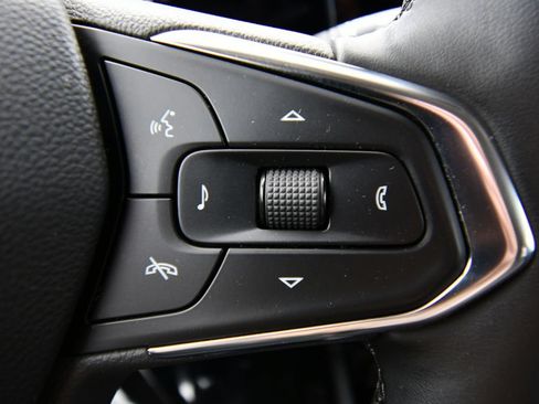 Used 2024 Chevrolet TrailBlazer LT w/ LT Cold Weather Package FWD image 22