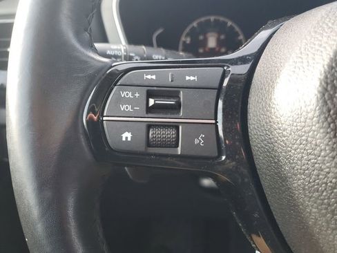 Used 2023 Honda Pilot EX-L image 32