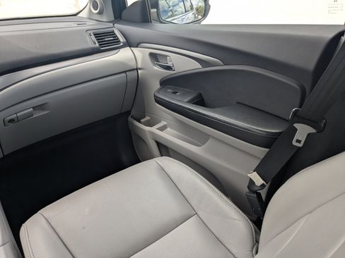Used 2018 Honda Pilot EX-L image 22