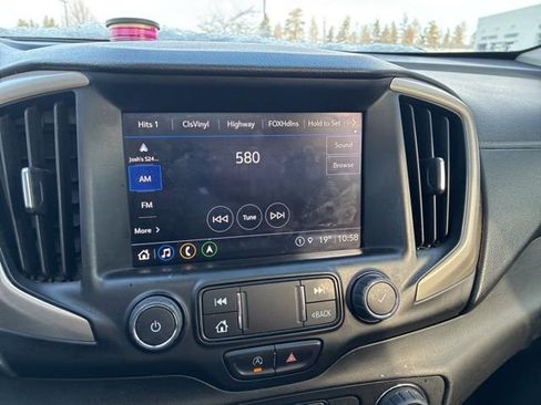 Used 2023 GMC Terrain Denali w/ Denali Premium Package image 17