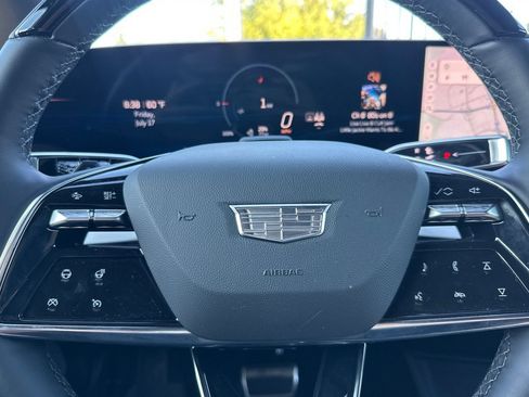 Used 2026 Cadillac Optiq Luxury 2 w/ LPO, Floor Liner Package AWD/4WD image 33