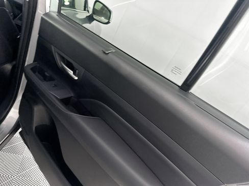 Used 2025 Toyota Grand Highlander AWD image 32