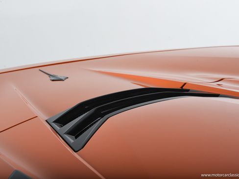Used 2024 Chevrolet Corvette Stingray Convertible w/ 1LT RWD image 18