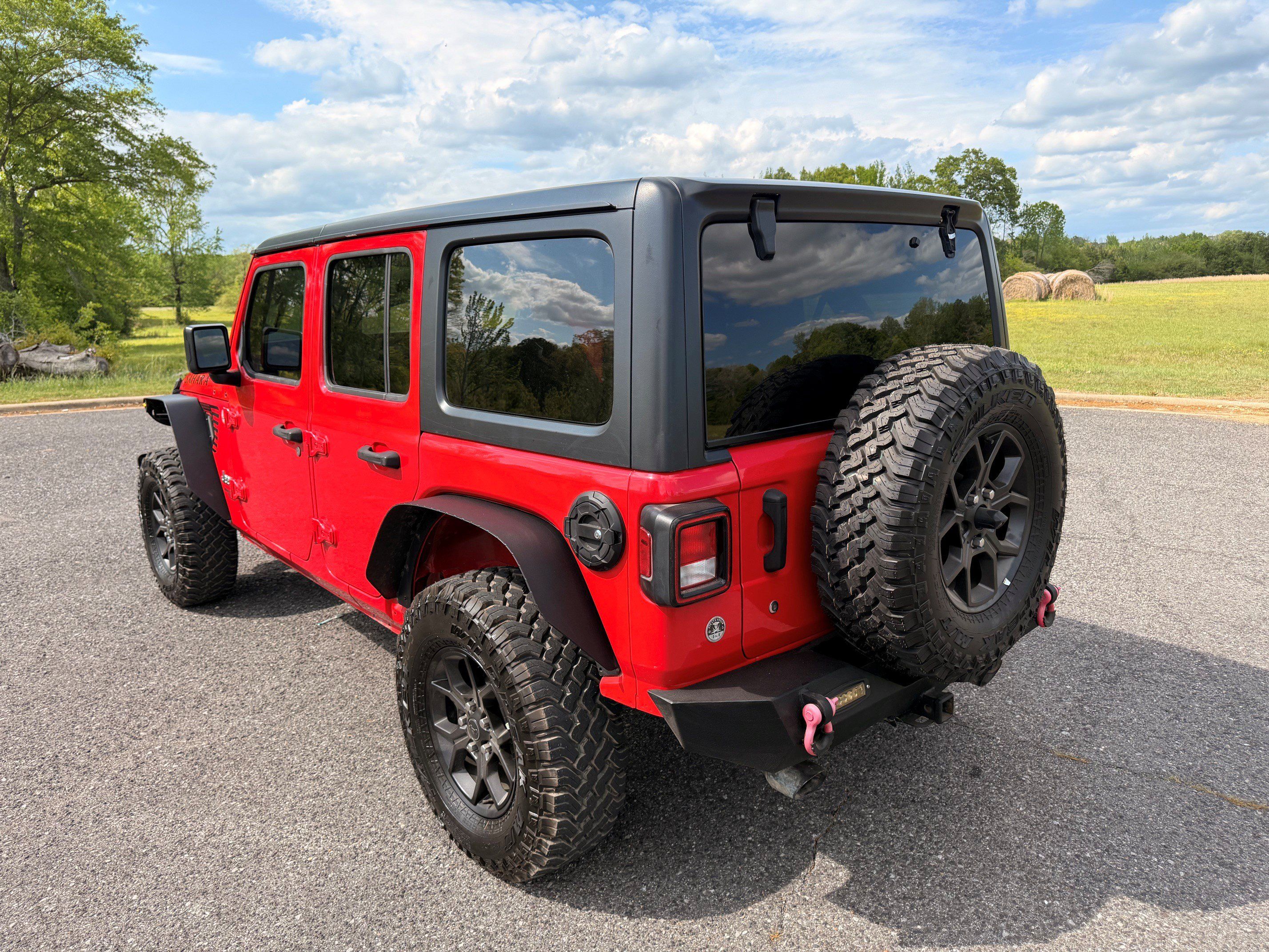 Used 2019 Jeep Wrangler Unlimited Sport S AWD/4WD image 3