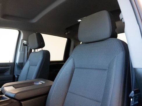 Used 2025 Chevrolet Silverado 2500 LT image 21