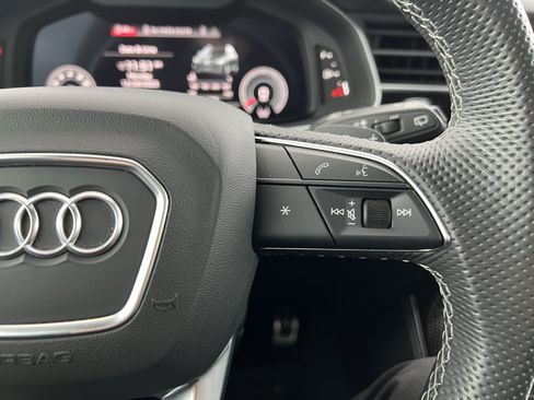 Used 2023 Audi SQ7 Prestige image 20