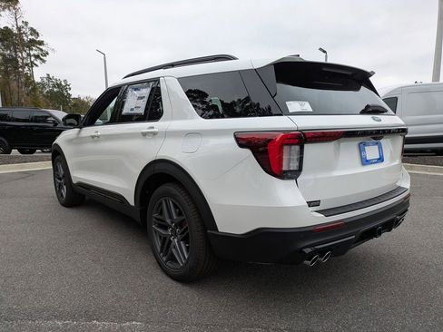 New 2026 Ford Explorer ST w/ Sun And Sound Package image 6