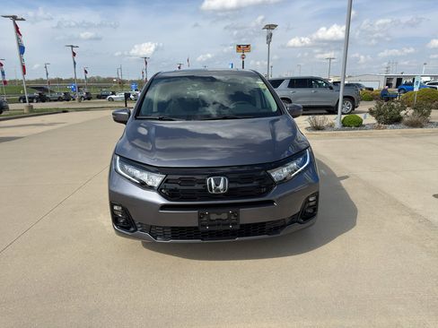 New 2026 Honda Odyssey Elite image 2