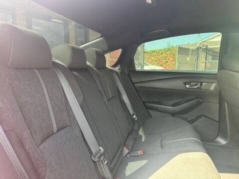 Used 2023 Honda Accord Sport image 12