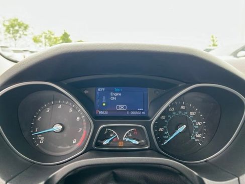 Used 2014 Ford Focus SE w/ Equipment Group 201A FWD image 11