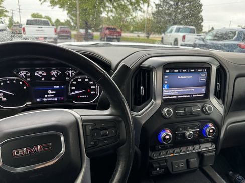 Used 2021 GMC Sierra 1500 Elevation w/ Preferred Package AWD/4WD image 8