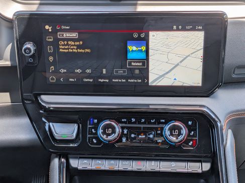 Certified 2025 GMC Sierra 1500 AT4 w/ AT4 Premium Package AWD/4WD image 19