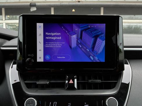 Used 2024 Toyota Corolla LE image 25