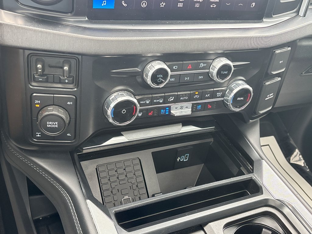 Certified 2025 Ford F250 Platinum AWD/4WD image 38
