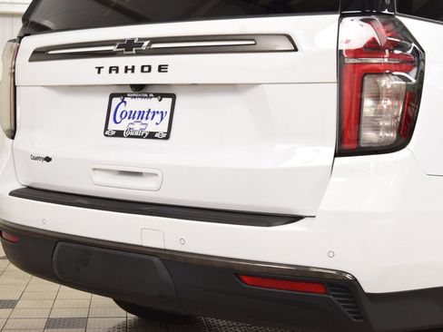 Used 2022 Chevrolet Tahoe Z71 w/ Luxury Package AWD/4WD image 22