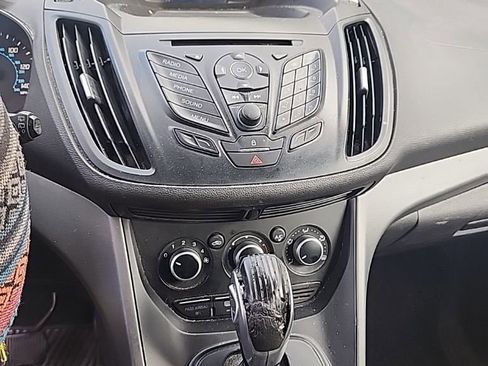 Used 2014 Ford Escape S image 2