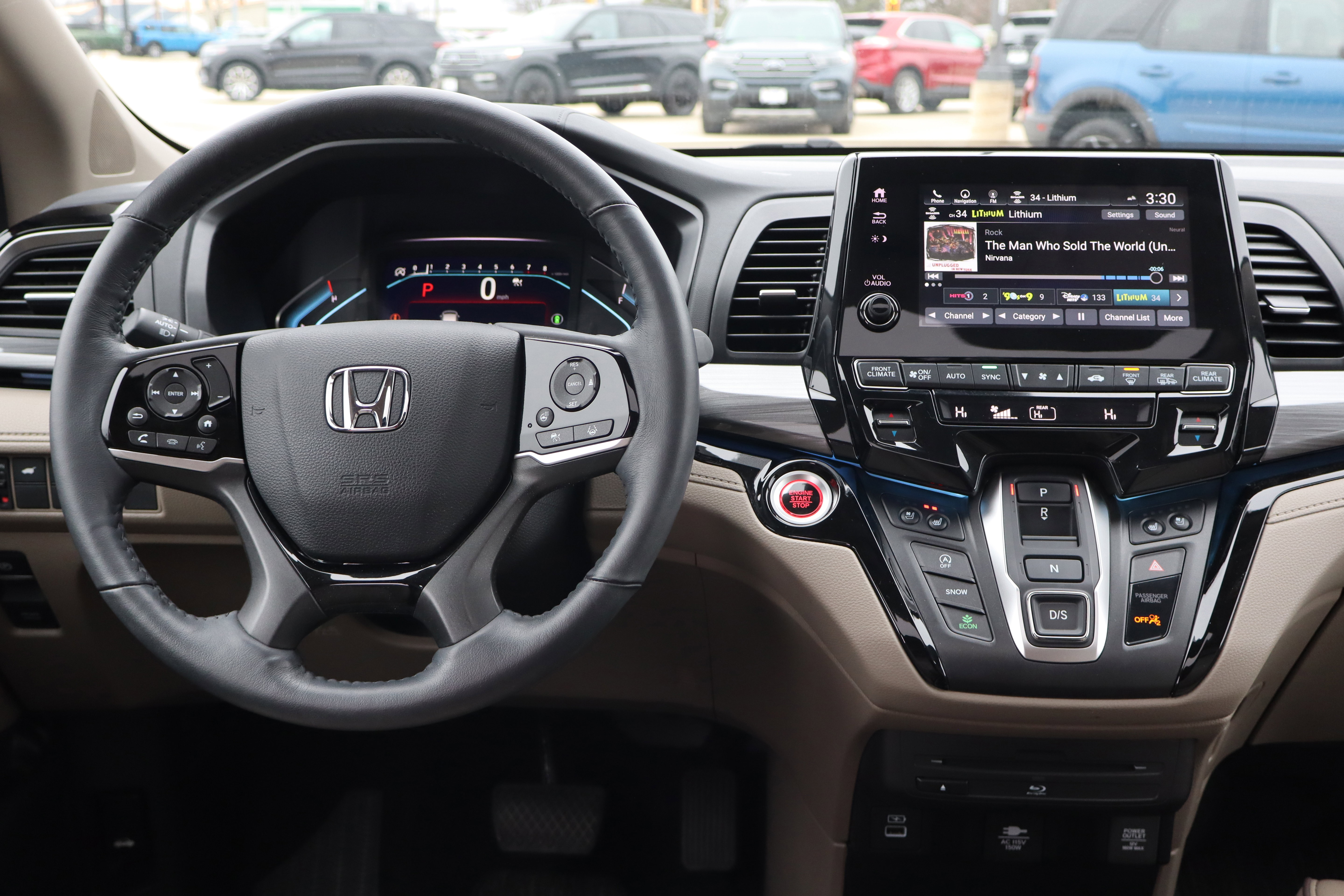 Used 2024 Honda Odyssey Elite image 16