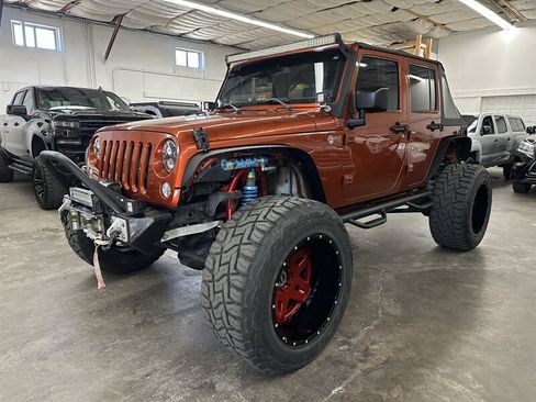 Used 2014 Jeep Wrangler Unlimited Sport w/ Quick Order Package 24S AWD/4WD image 6