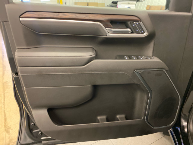 Used 2026 GMC Sierra 1500 SLT AWD/4WD image 23