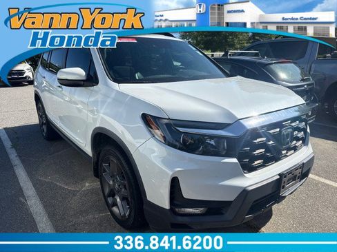 Certified 2022 Honda Passport EX-L image 1