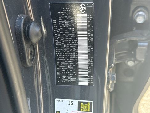 Used 2026 Toyota Corolla LE FWD image 5