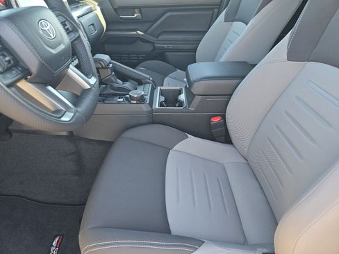 Used 2026 Toyota Tacoma TRD Sport image 9