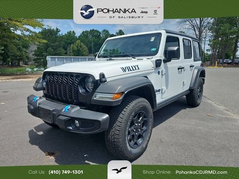 Used 2023 Jeep Wrangler Unlimited w/ Cold Weather Group AWD/4WD image 1