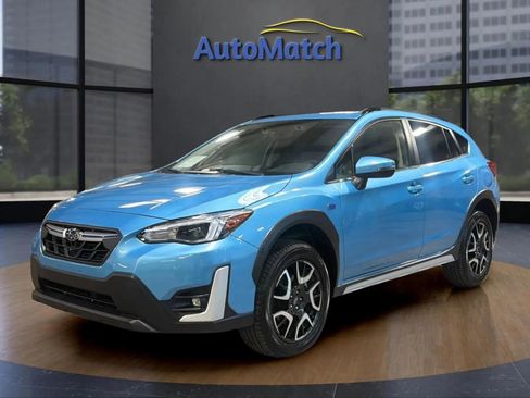Used 2023 Subaru Crosstrek Hybrid w/ Moonroof Package w/Navigation image 3