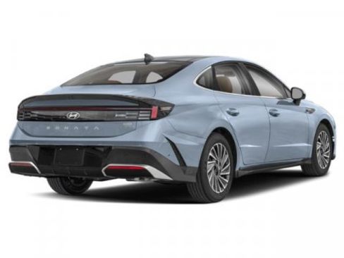 Used 2024 Hyundai Sonata Limited FWD image 2