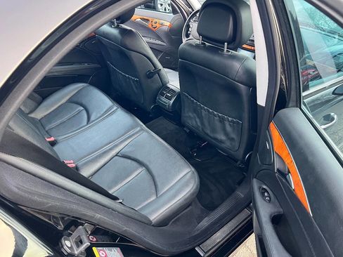 Used 2008 Mercedes-Benz E 350 4MATIC Sedan image 17