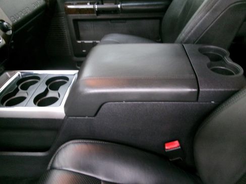 Used 2014 Ford F250 Platinum image 21