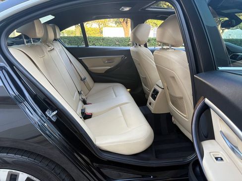 Used 2017 BMW 330i Sedan RWD image 32