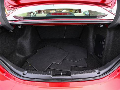 Used 2018 MAZDA MAZDA3 Grand Touring w/ Premium Equipment Package image 15