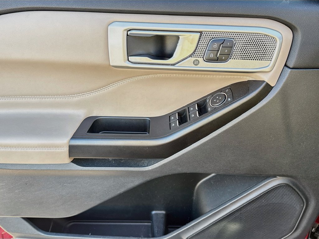 Used 2020 Ford Explorer Limited RWD image 20