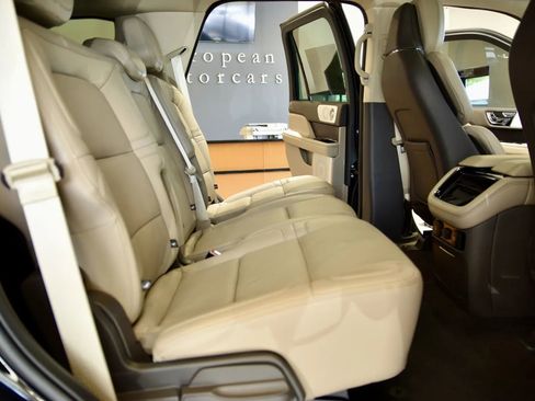 Used 2023 Lincoln Navigator Reserve AWD/4WD image 26
