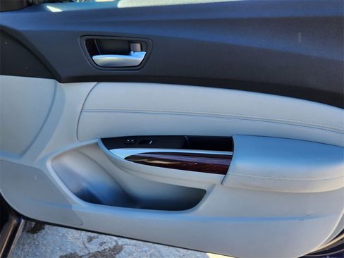 Used 2015 Acura TLX Base image 13