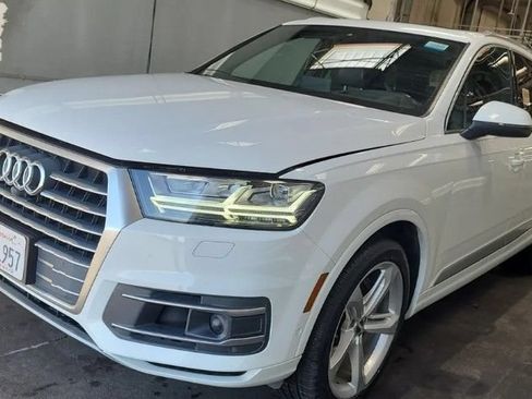 Used 2019 Audi Q7 3.0T Prestige AWD/4WD image 1
