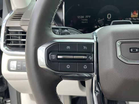 Certified 2025 GMC Acadia Denali w/ Super Cruise Package image 30