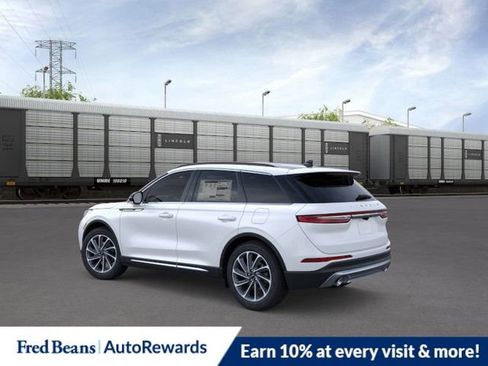 New 2026 Lincoln Corsair Premiere image 4