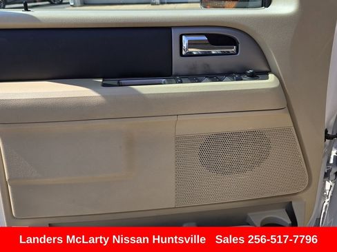 Used 2015 Ford Expedition XLT w/ Equipment Group 202A image 24