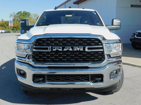 Used 2024 RAM 3500 Big Horn image 3